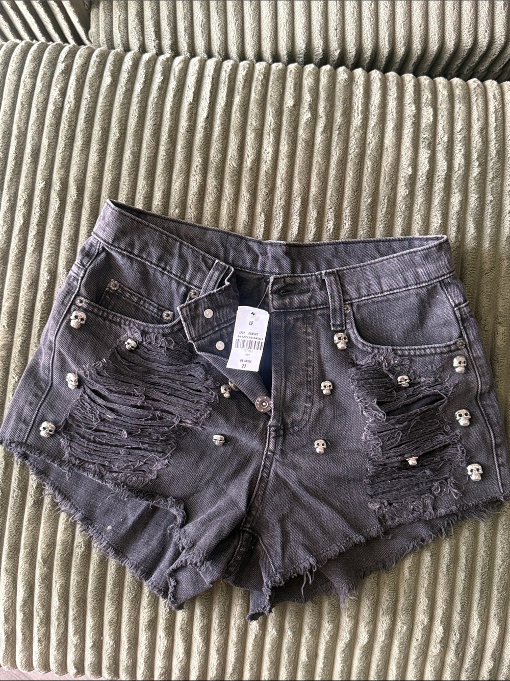 LF Women’s Grey Distressed Skull-Embellished Denim Carmar Shorts